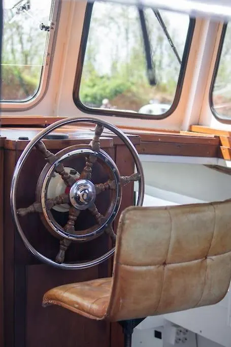 Classic Boat 4-6P Boco Living Rotterdam Marina Lejlighed