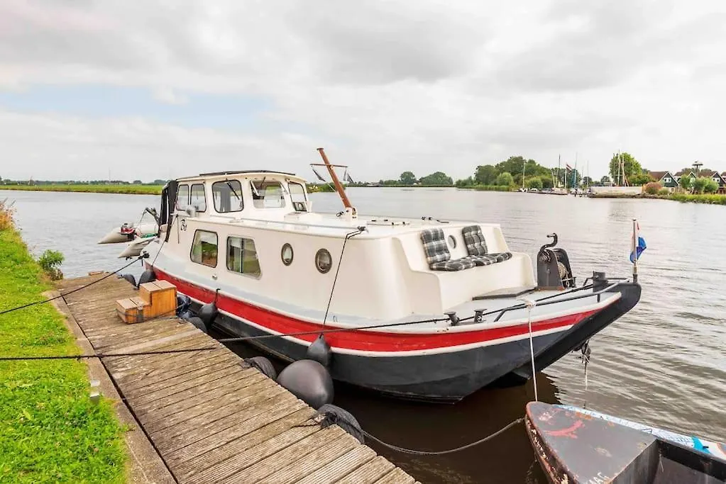Classic Boat 4-6P Boco Living Rotterdam Marina Lejlighed Holland